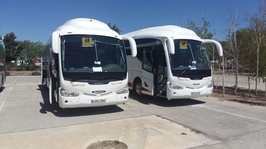 AUTOCARES NIETO PARDO buses estacionados